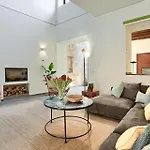 度假居 Llum 波连斯萨